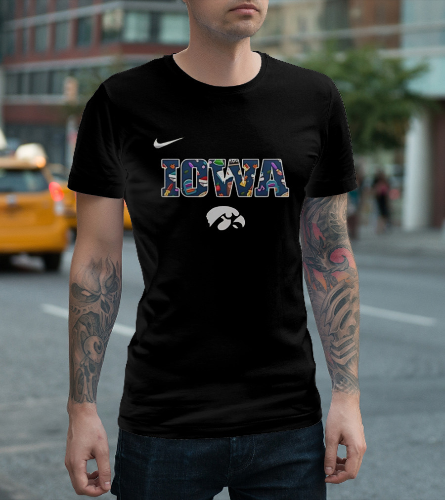 Iowa Teach Love Inspire Hawkeyes Teacher Appreciation 2025 T-Shirt