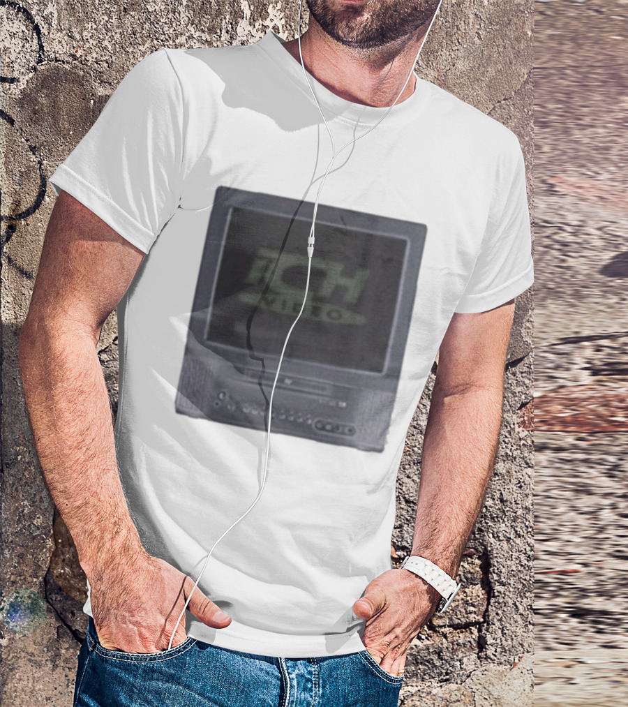ICHpig Vintage TV Screen Iconic Design T-Shirt