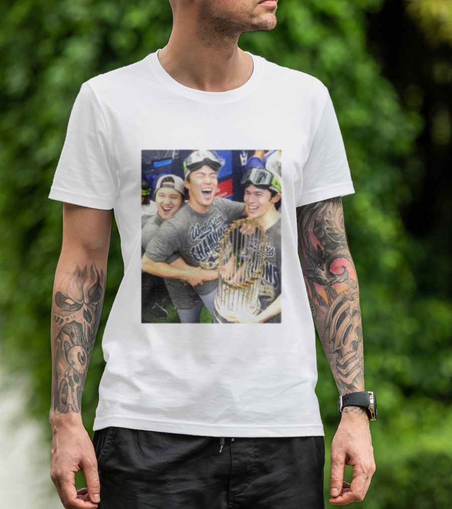 Los Angeles Dodgers World Series Champions 2025 Celebration Moment T-Shirt