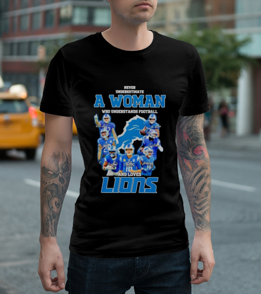 A Woman Who Understands Football And Loves Lions Players T-Shirt