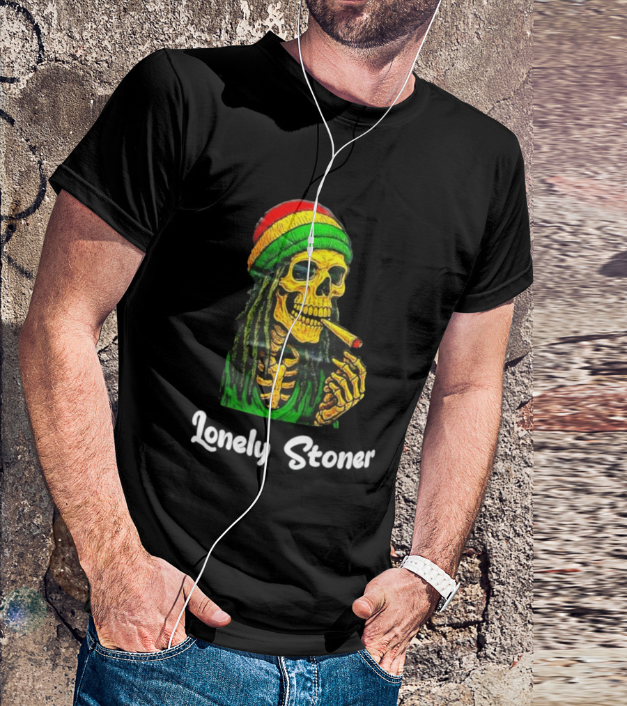 Lonely Stoner Dreadlocked Skull Smoking Rasta Colors T-Shirt