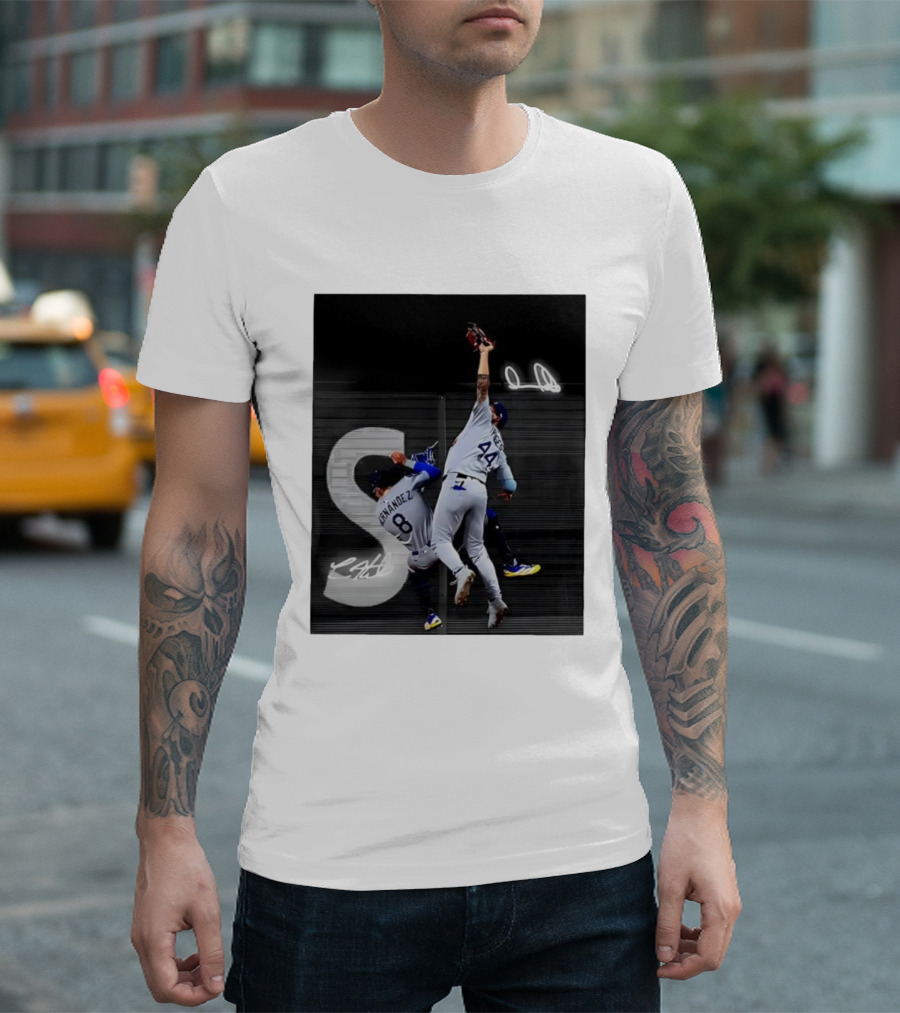 World Series Game 7 Hernández 8 Pages 44 Signatures T-Shirt