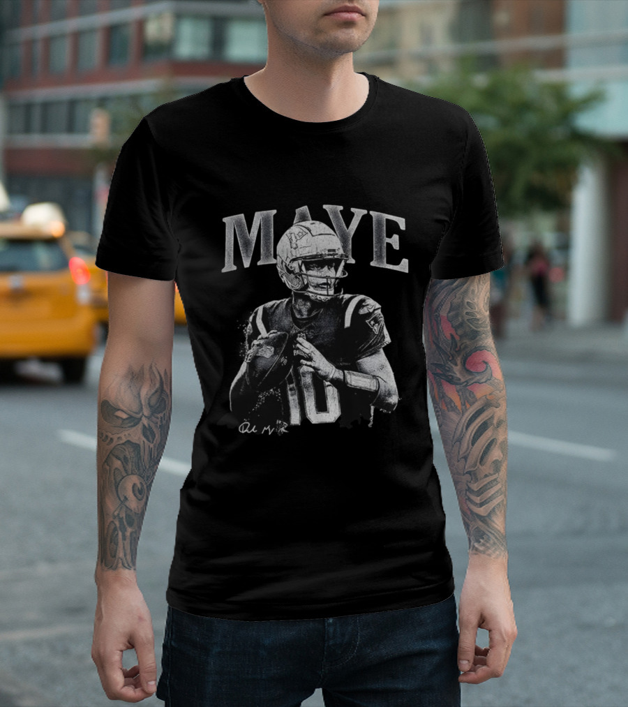 Drake Maye New England Patriots NFL Football Player T-Shirt