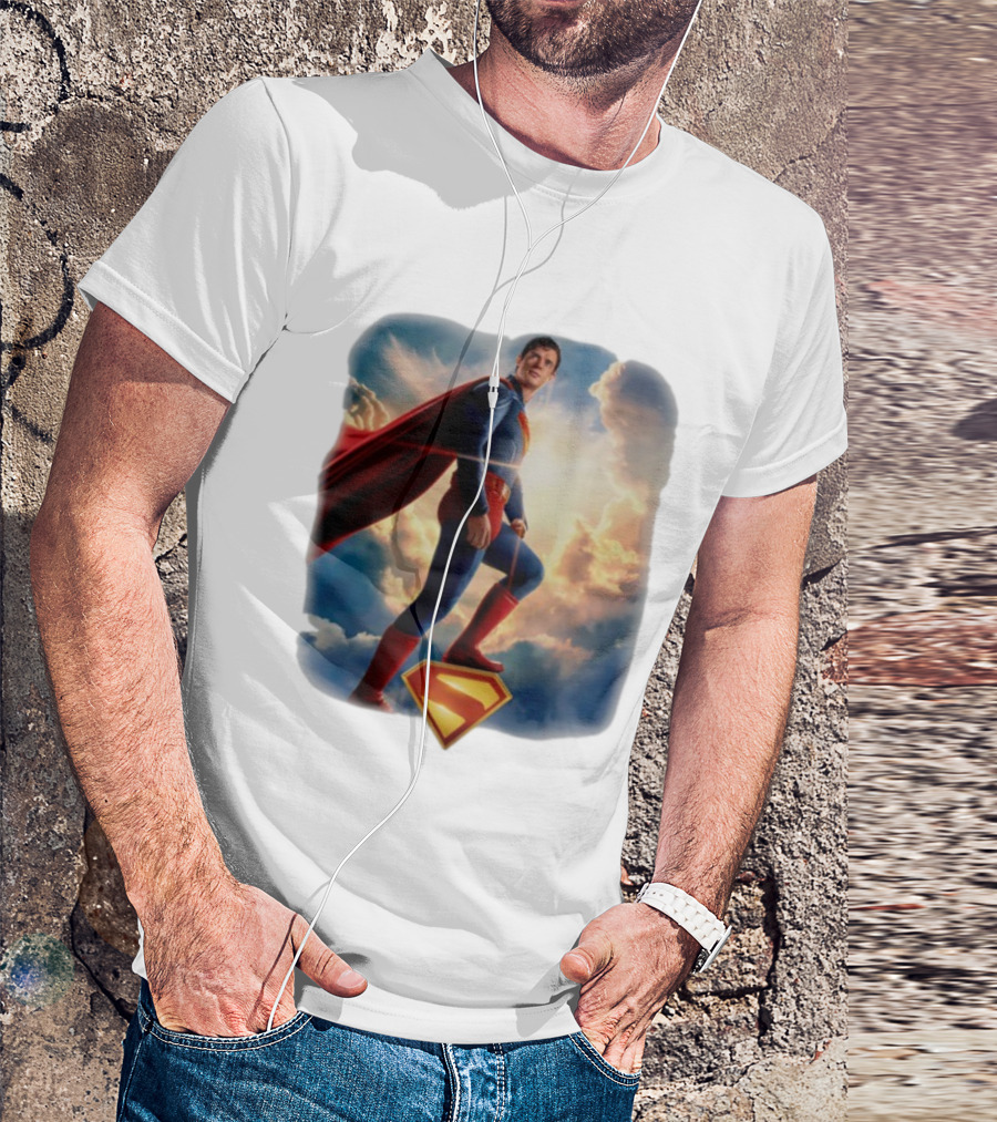 Superman 2025 Faded Standing Iconic Cape And Emblem T-Shirt