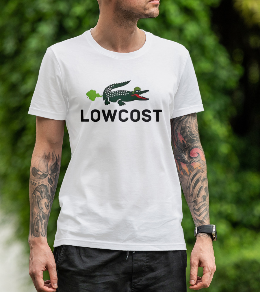 LOWCOST Crocodile With Green Puff And Red Mouth T-Shirt