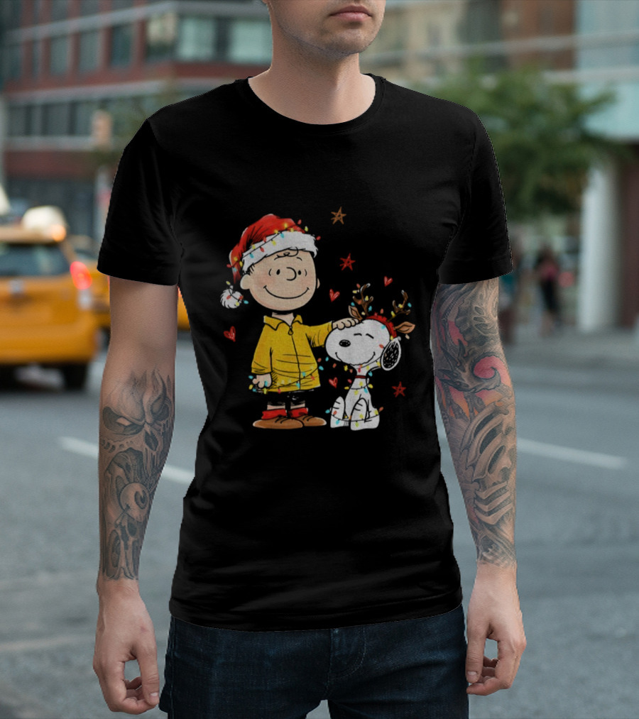 Charlie Brown Snoopy Santa Hat Merry Christmas Reindeer Holiday Lights T-Shirt
