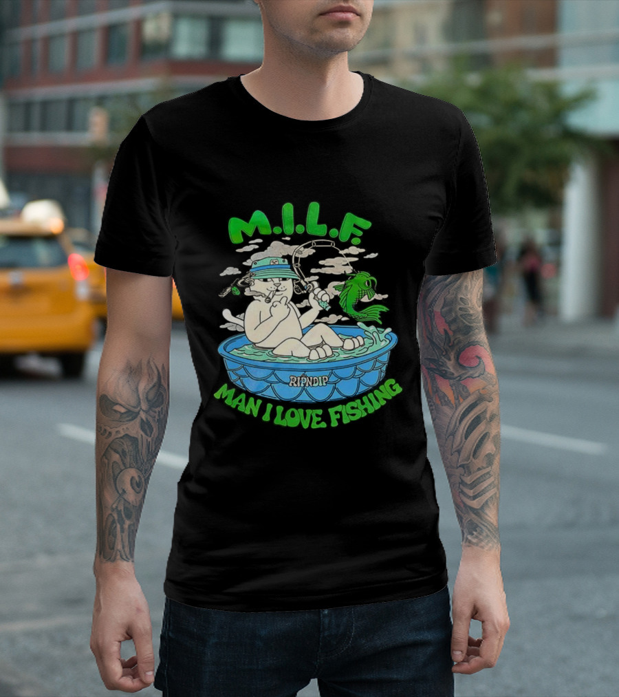 M.I.L.F Man I Love Fishing Cat in Boat Fun Design T-Shirt