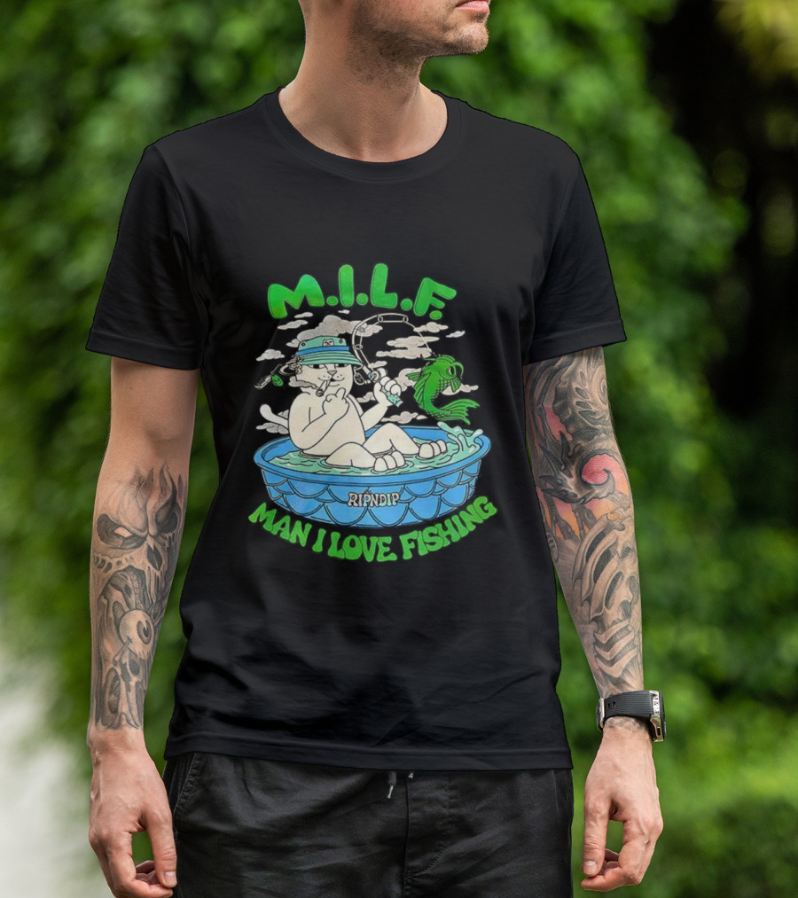 M.I.L.F Man I Love Fishing Cat In Boat Fun Design T-Shirt