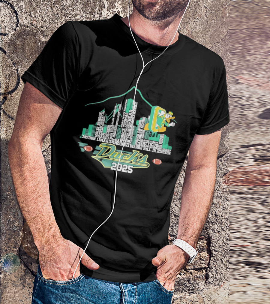 Oregon Ducks 2025 Mascot Football Cityscape T-Shirt