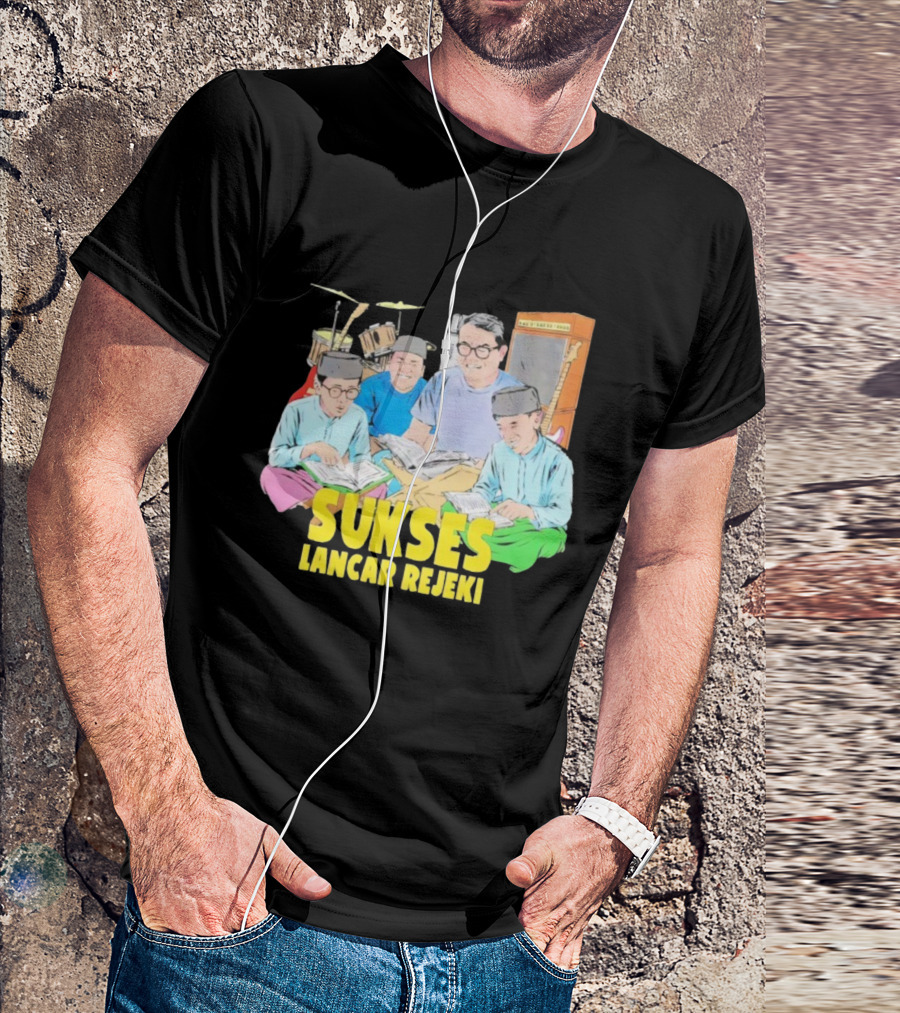 Sukses Lancar Rejeki Illustration With Reading Group And Musical Instruments T-Shirt