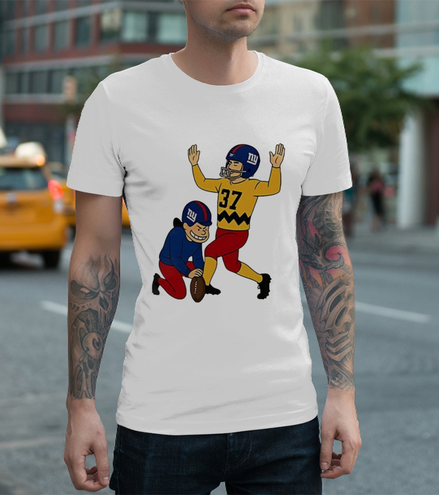 Younghoe Koo Charlie Brown Giants Football Kicker Miss Meme 37 T-Shirt