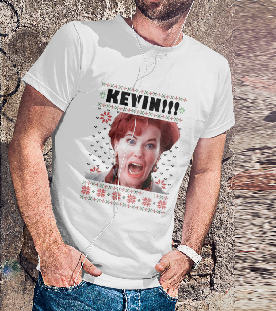 Kate McCallister Kevin Home Alone Movie Christmas Scene T-Shirt
