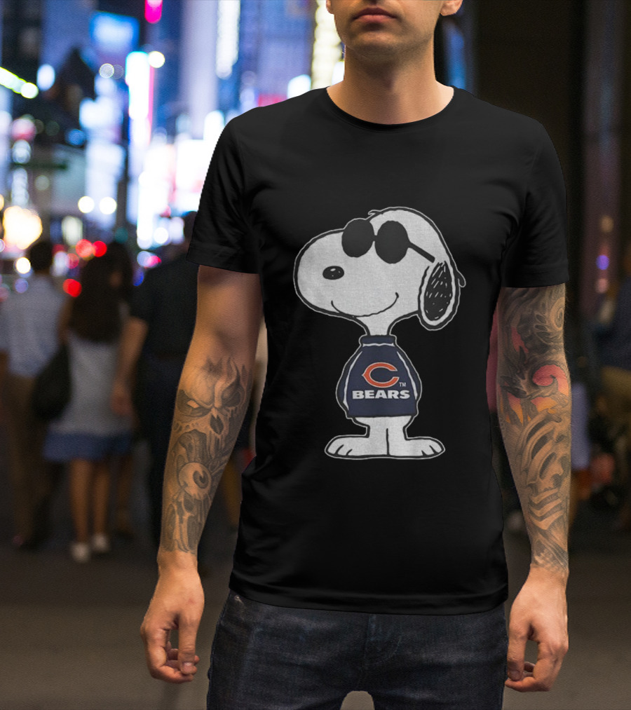 Peanut Snoopy Chicago Bears Football NFL 2025 T-Shirt