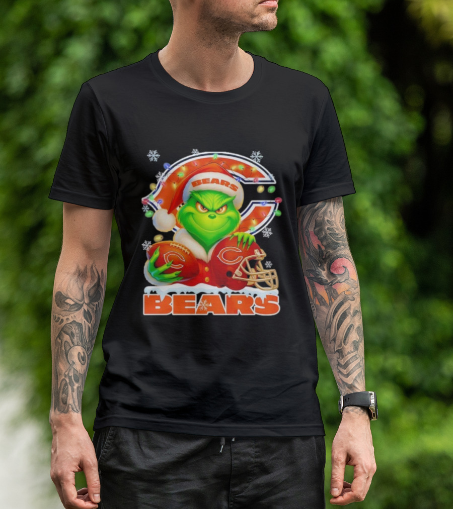 Grinch Bears Christmas Football Helmet Chicago T-Shirt