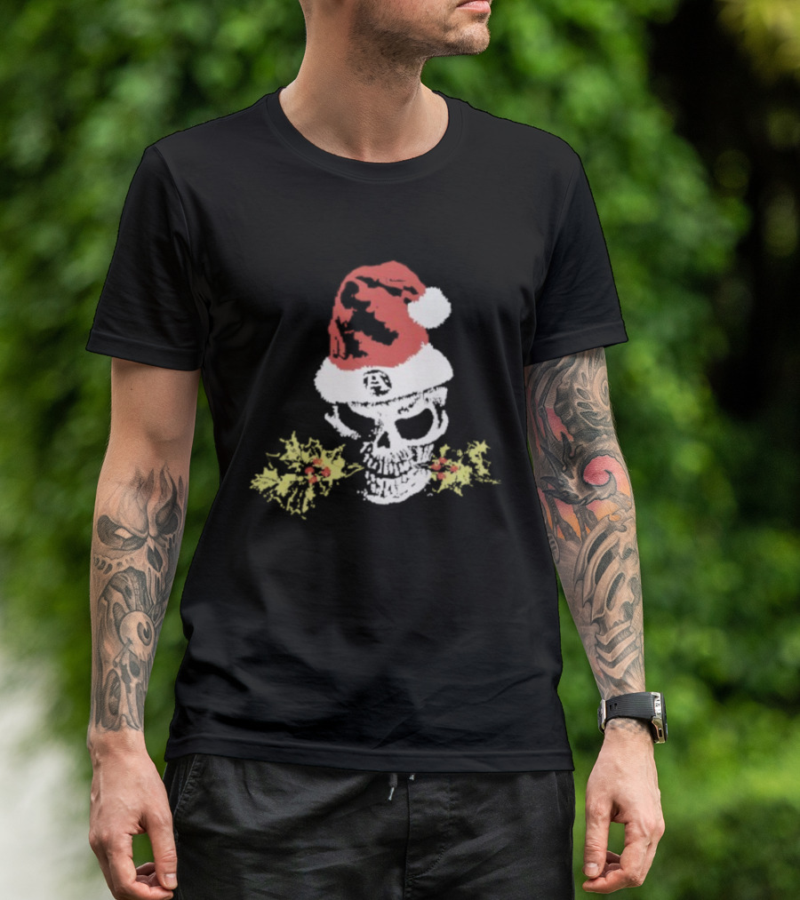 Alchemist Christmas Skull Santa Hat Holly Wreath T-Shirt