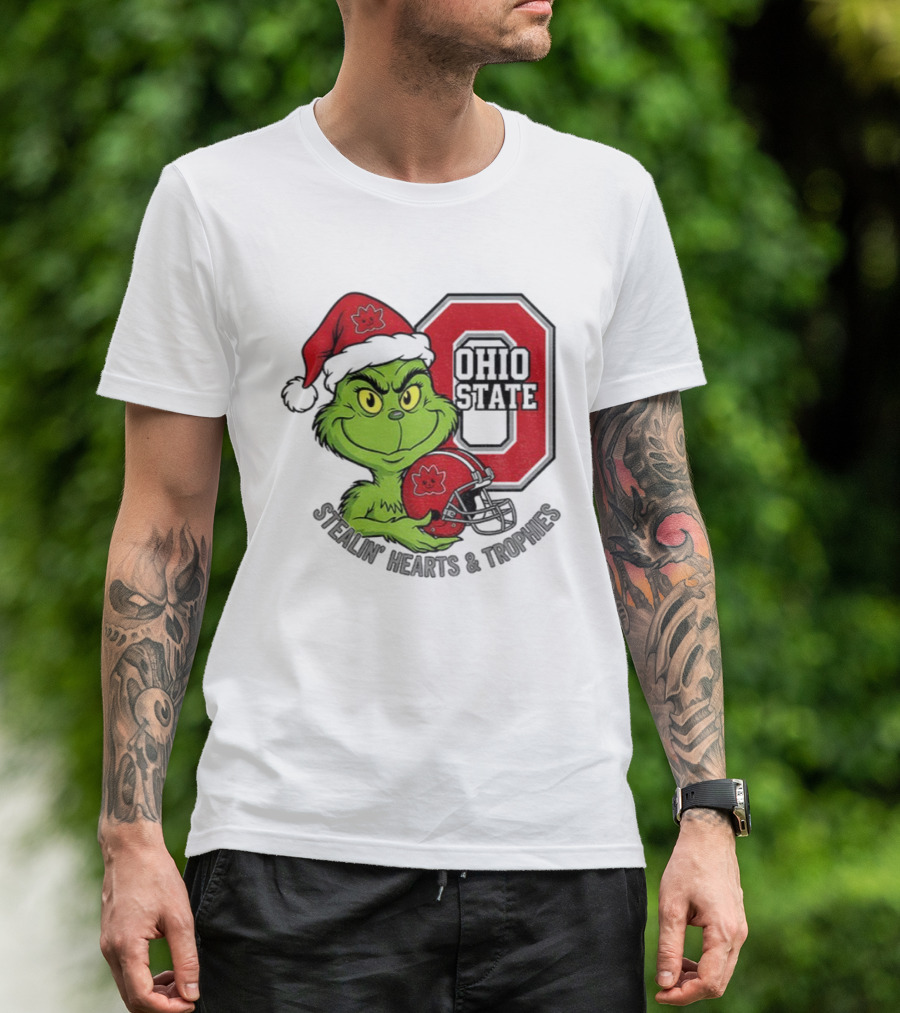 Ohio State Christmas Grinch Stealin’ Hearts Trophies T-Shirt