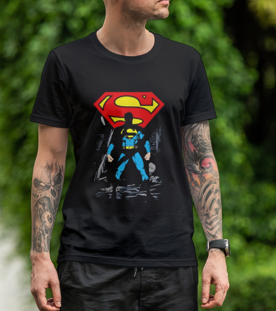 Superman Emblem Dark Alley Scene Heroic Mystery T-Shirt
