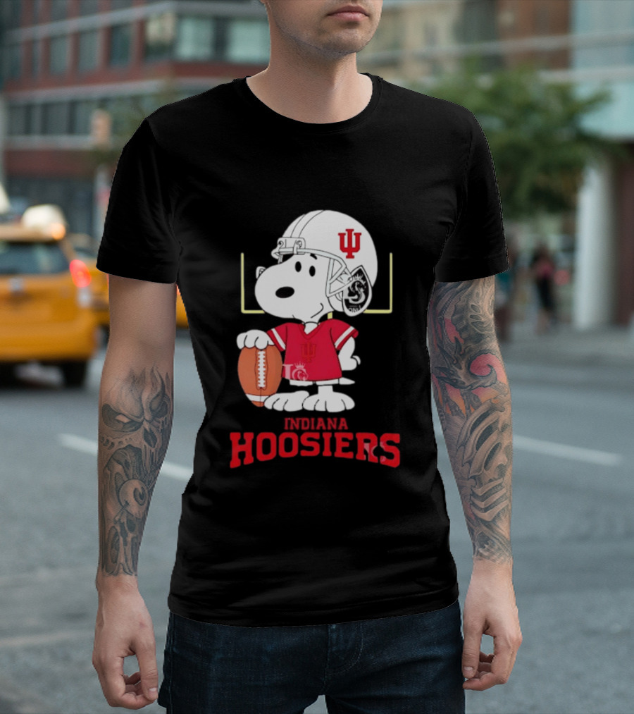 Snoopy Indiana Hoosiers Football Helmet Jersey Football Field T-Shirt