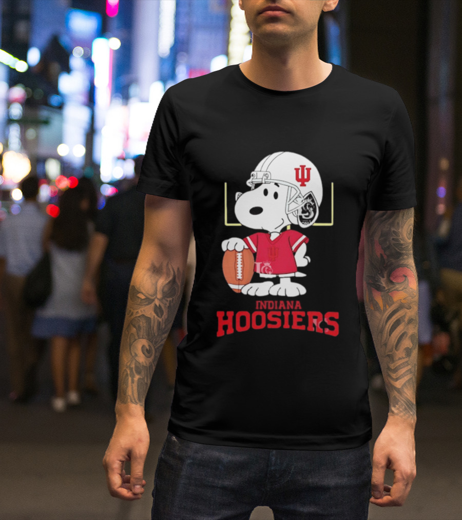 Snoopy Indiana Hoosiers Football Helmet Jersey Football Field T-Shirt