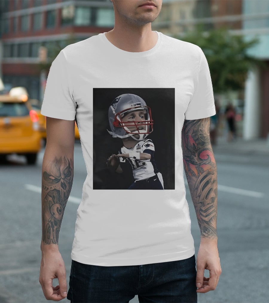 Tom Brady New England Patriots Caricature Super Bowl MVP Quarterback 12 Football Helmet T-Shirt