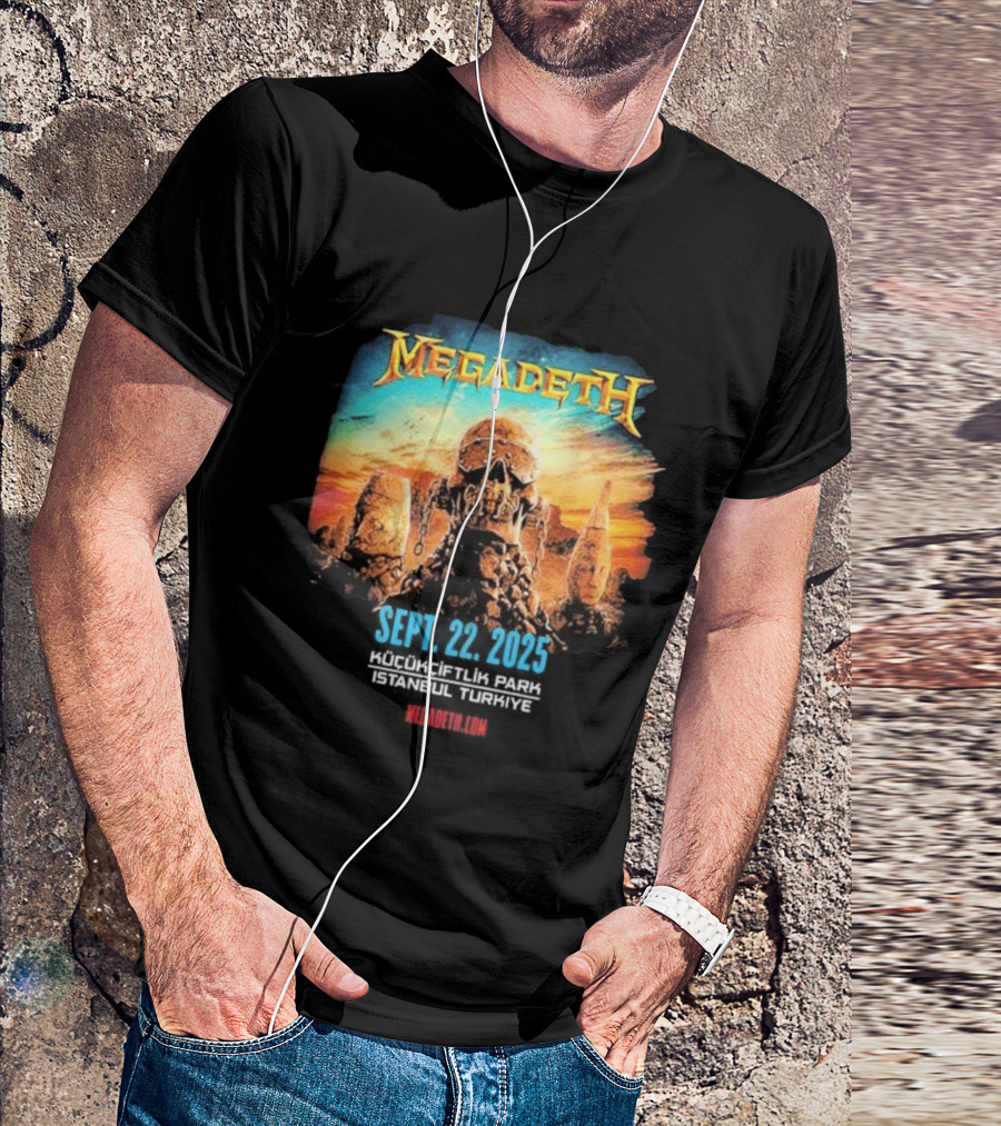 Megadeth September 22 2025 Küçükçiftlik Park Istanbul Turkey Skull T-Shirt