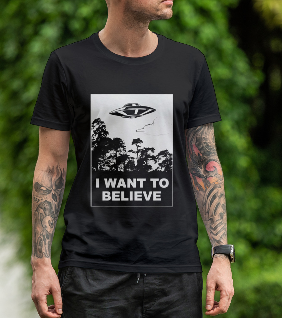 UFO I Want To Believe Flying Saucer Forest T-Shirt