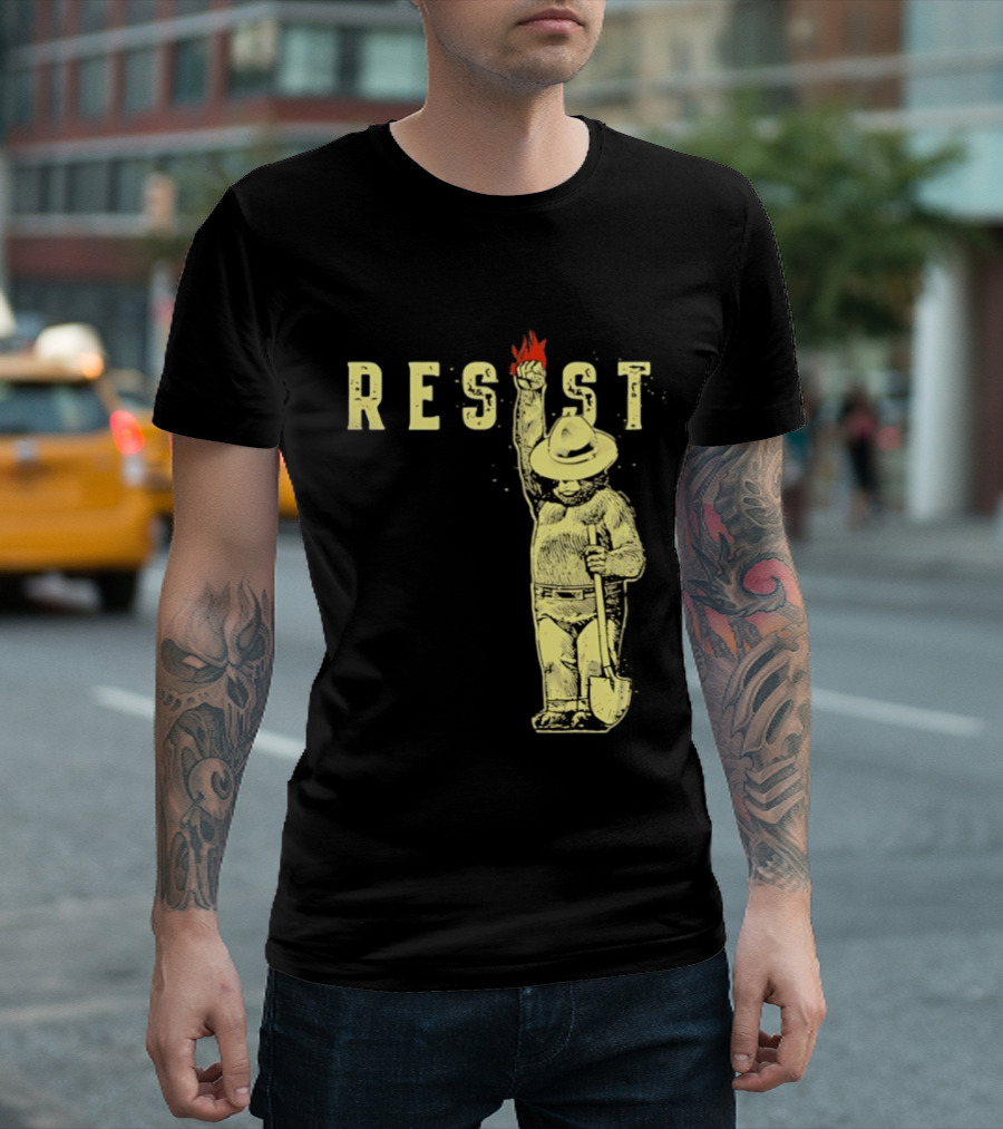Protect Our National Parks Bear Resist Fist Fire Shovel T-Shirt