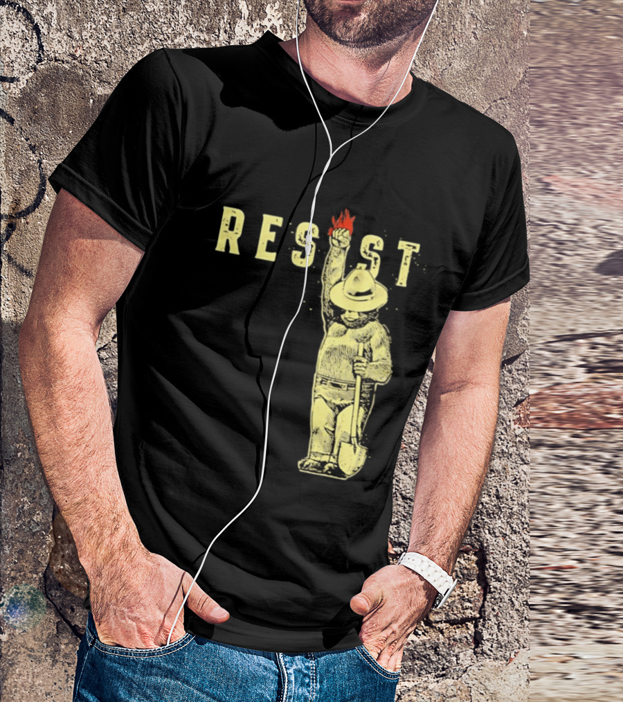 Protect Our National Parks Bear Resist Fist Fire Shovel T-Shirt