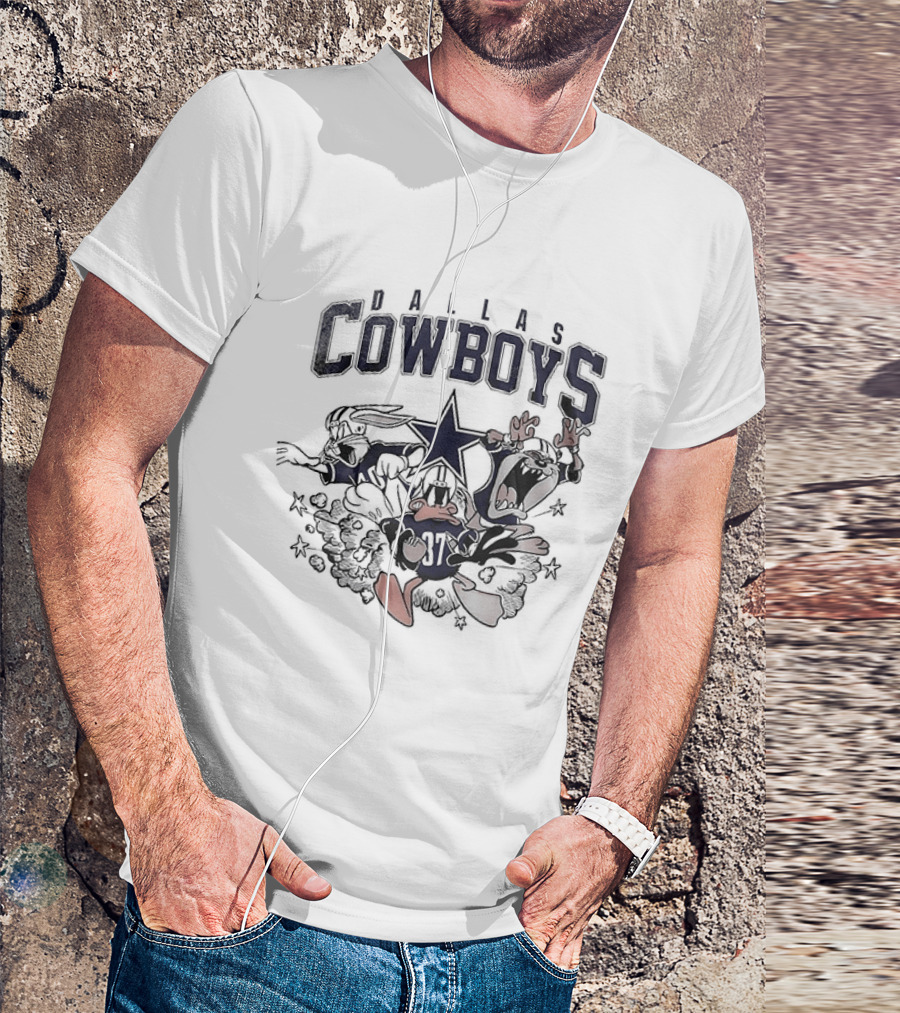 Dallas Cowboys Looney Tunes Bugs Bunny Taz Daffy Duck Star T-Shirt