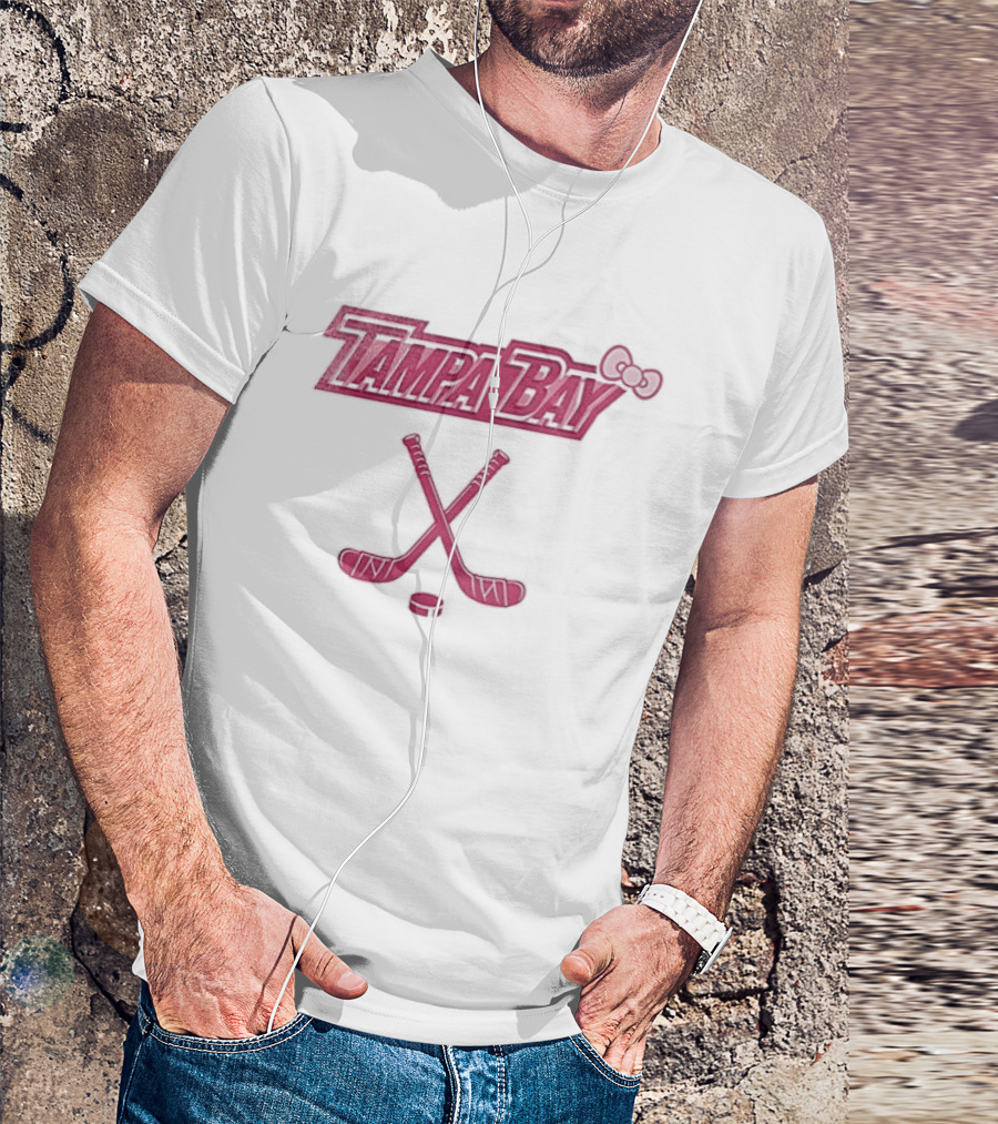 Tampa Bay Lightning Hello Kitty Crossed Hockey Sticks Bow T-Shirt