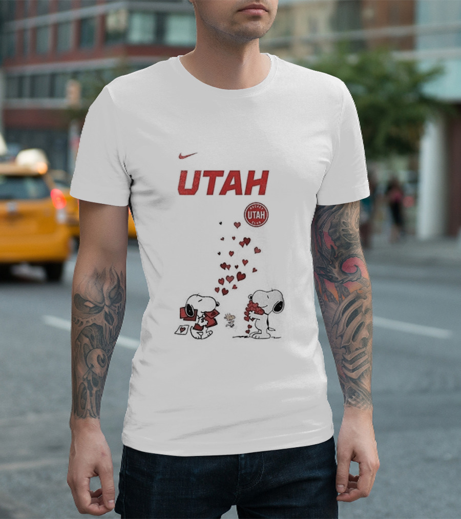 Utah Mammoth Snoopy Valentine Hearts Love U.S. T-Shirt