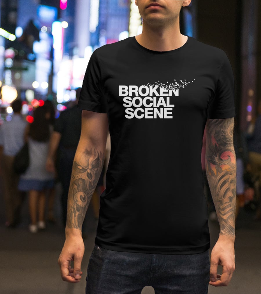 BROKEN SOCIAL SCENE Text With Fragmented Effect T-Shirt
