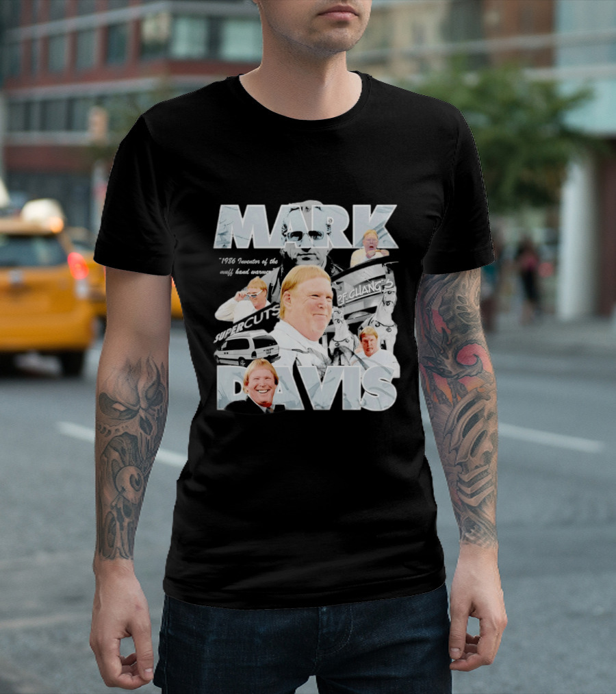 Mark Davis 1986 Inventor Of The Muff Hand Warmer Raiders Monochrome Humor T-Shirt