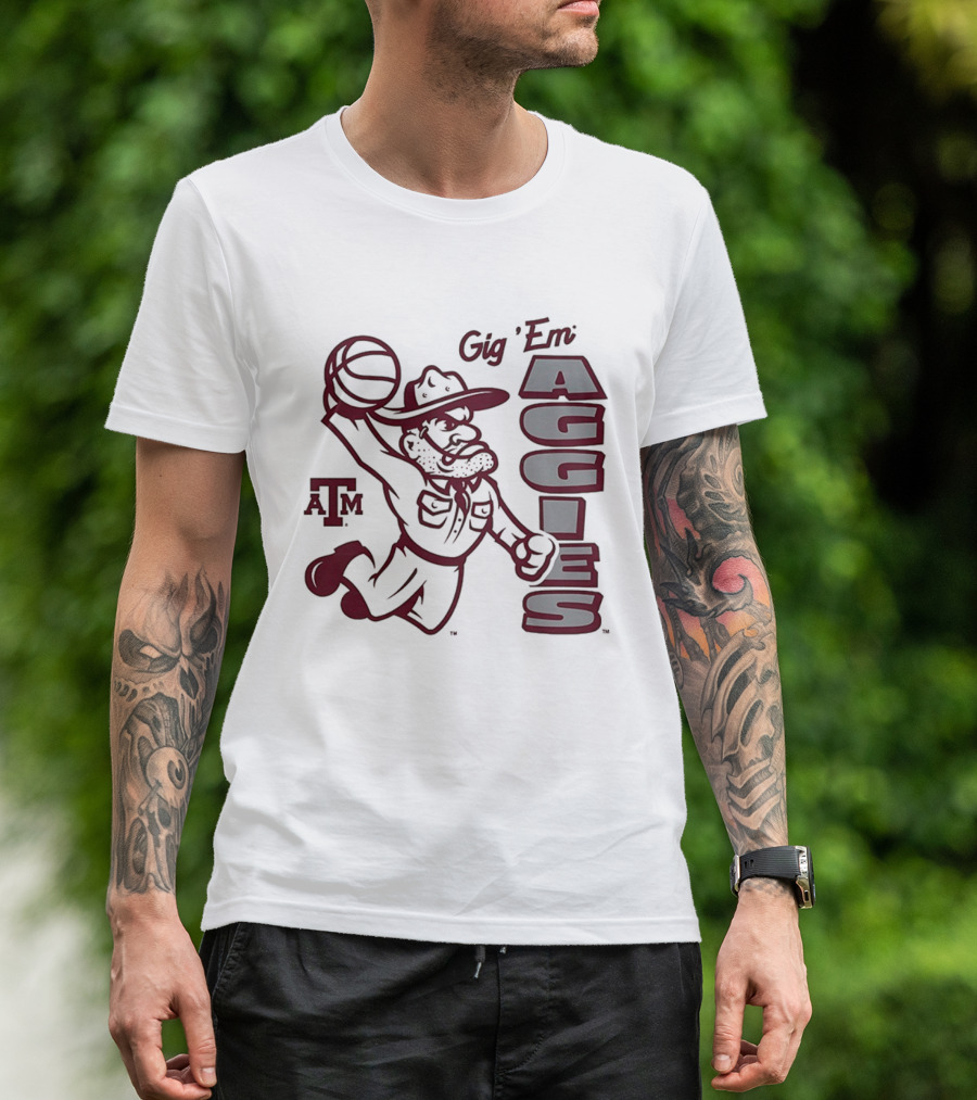 Texas A&M Gig 'Em Aggies Basketball Dunking Sarge T-Shirt