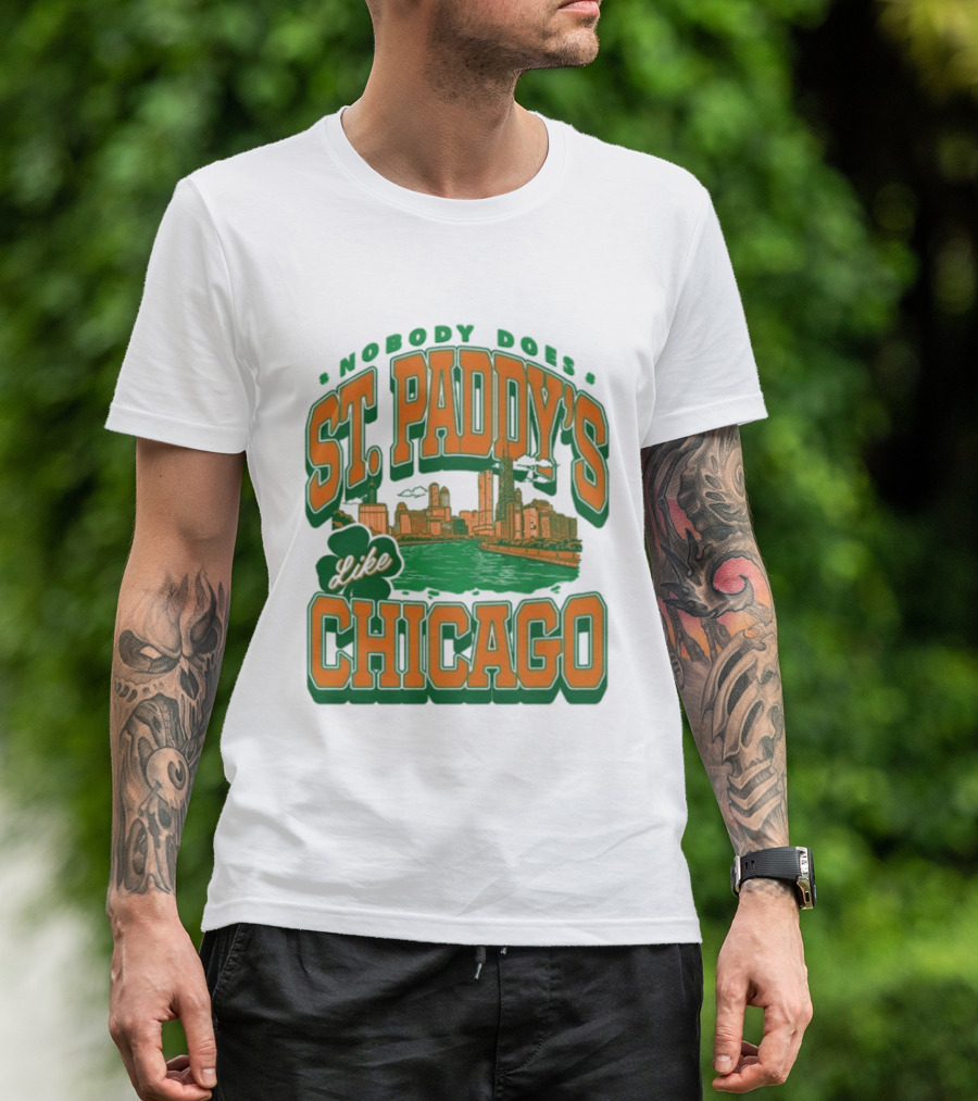 Nobody Does St. Paddy's Like Chicago Skyline Green River Saint Patrick's Day T-Shirt