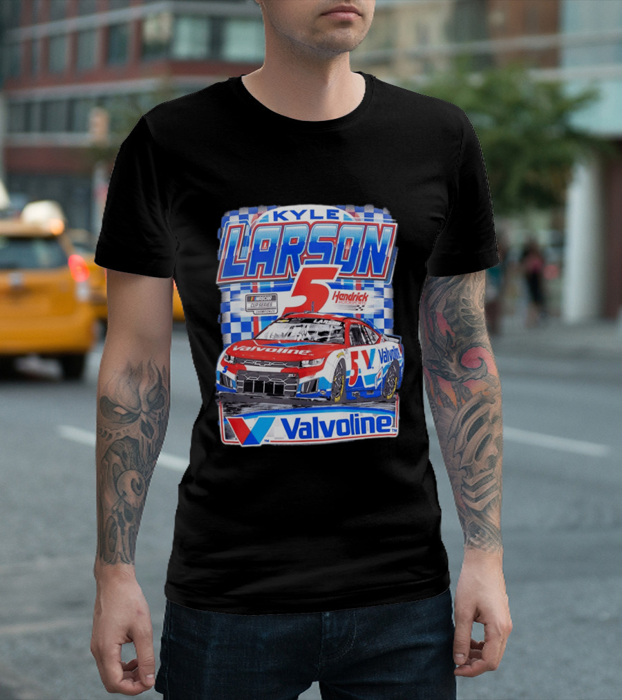 Kyle Larson 5 Valvoline Hendrick Motorsports NASCAR Cup Series Chevrolet Camaro ZL1 T-Shirt
