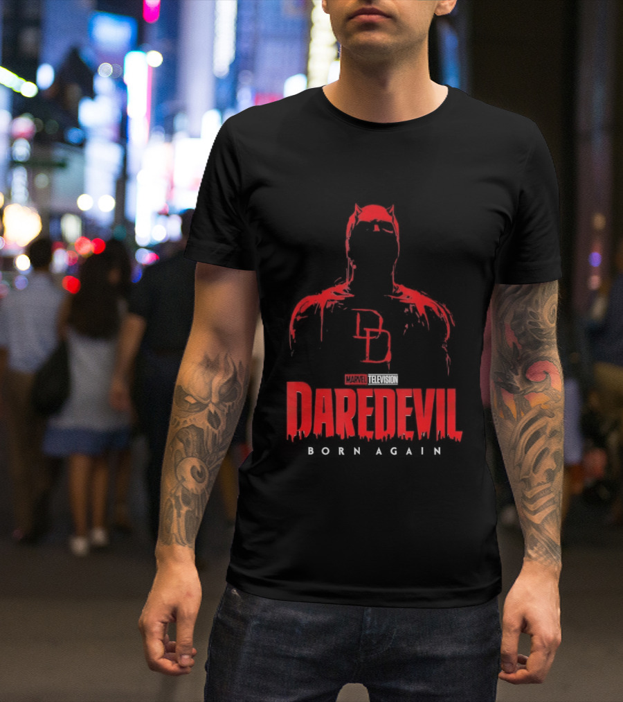Marvel Daredevil Born Again DD Silhouette Red T-Shirt