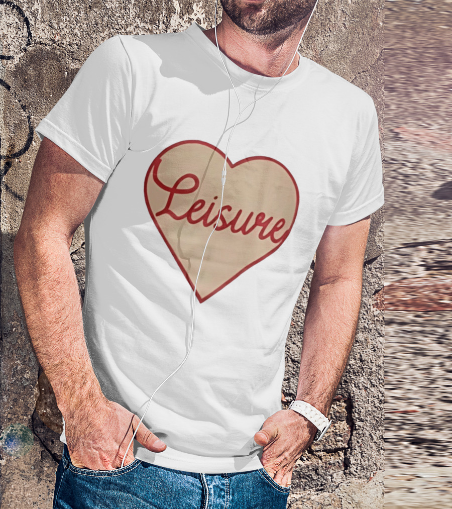 Leisure Heart Vintage Script Style Red T-Shirt