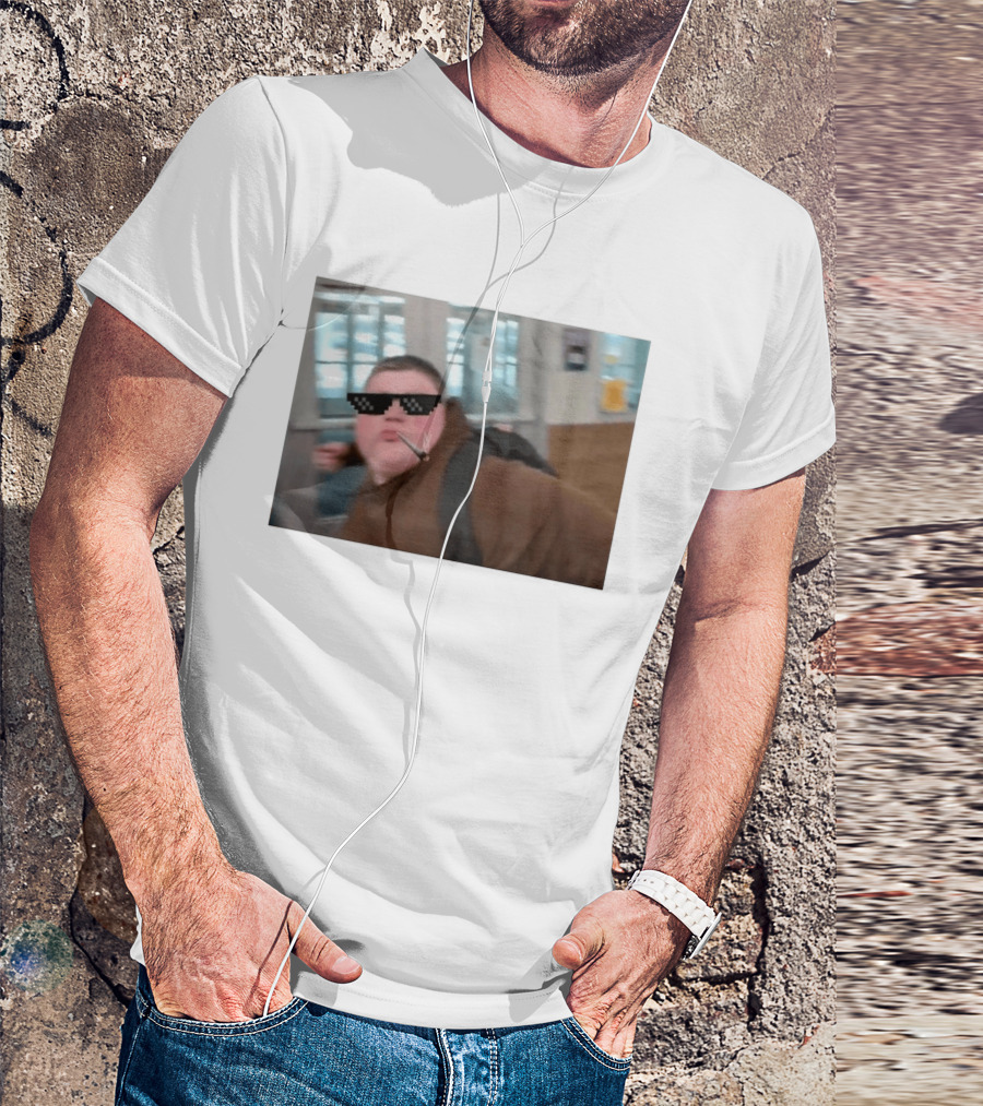 I Friggin Love This Kid Thug Life Meme Smoking Sunglasses T-Shirt