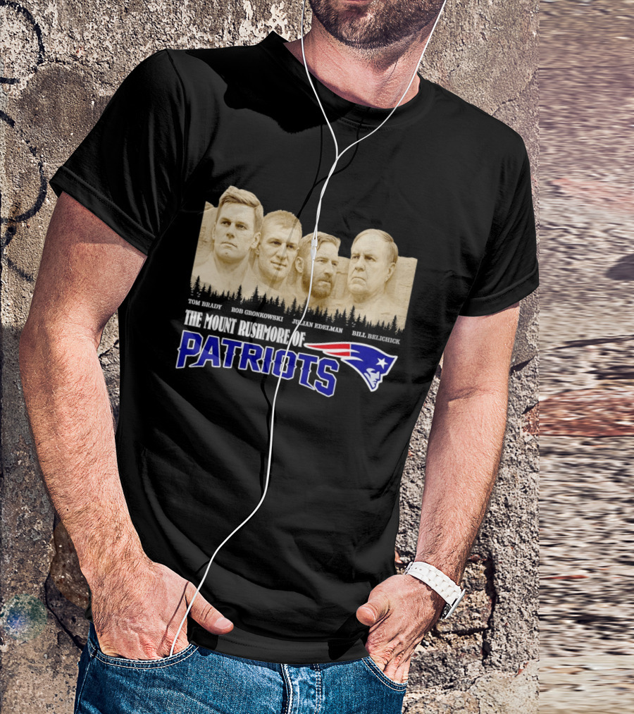 New England Patriots Tom Brady Rob Gronkowski Julian Edelman Bill Belichick Mount Rushmore T-Shirt