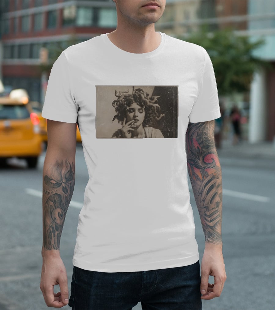 Medusa Smoking T-Shirt
