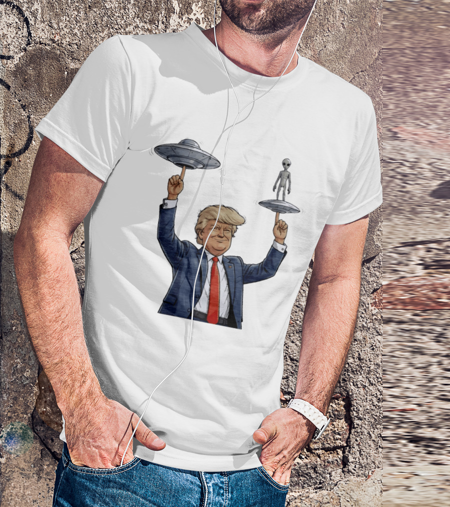 Trump Alien UFO Balancing Act Spinner T-Shirt