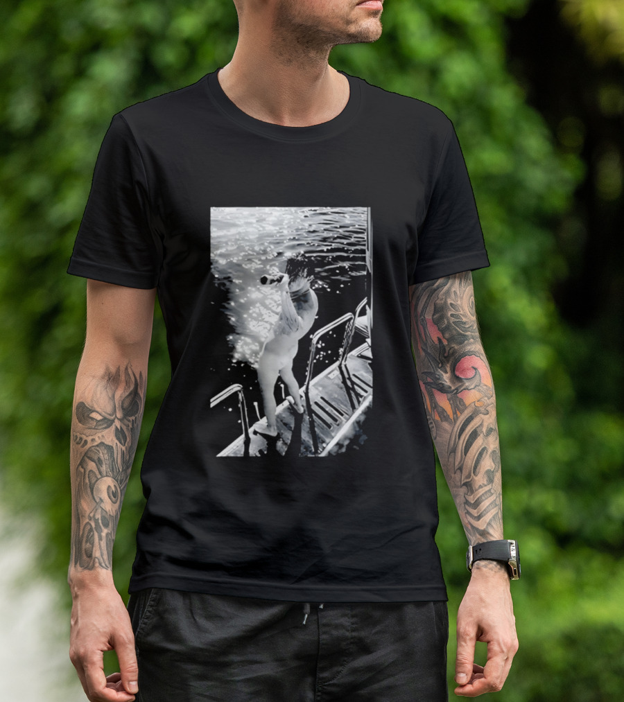 Yungblud Naked And Jumping Into Water Scene T-Shirt