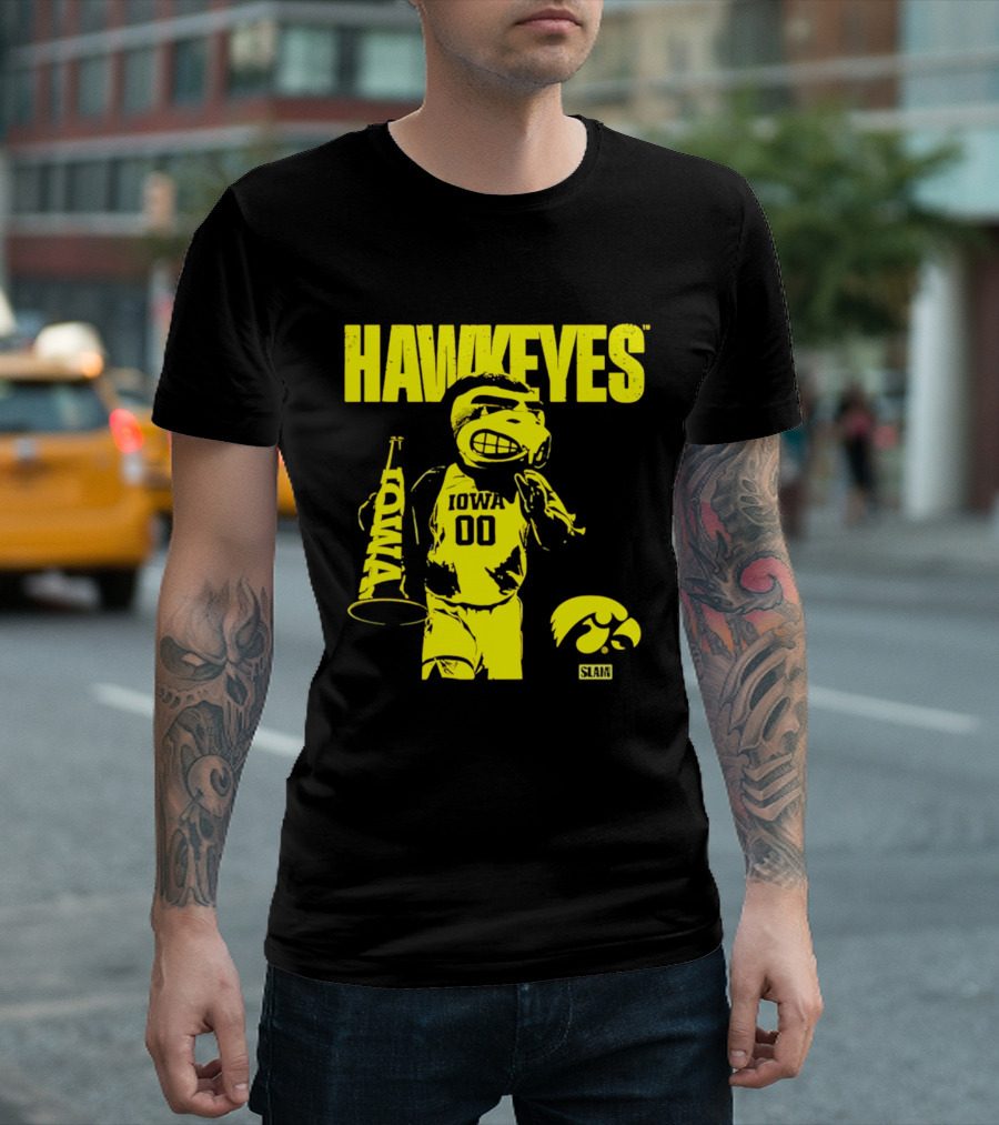 Iowa Hawkeyes Mode Slam Vintage Mascot Basketball 00 T-Shirt