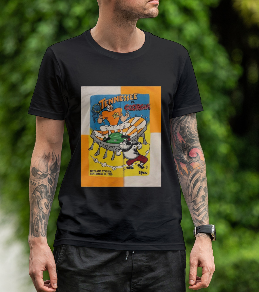 Tennessee Vs Georgia Neyland Stadium September 13 2025 Cartoon Bulldogs Volunteers T-Shirt