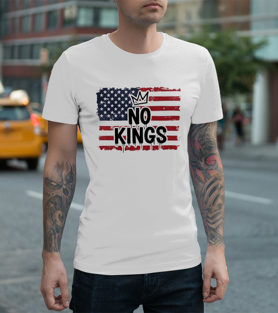 No Kings In America US Flag With Crown Melting Effect T-Shirt