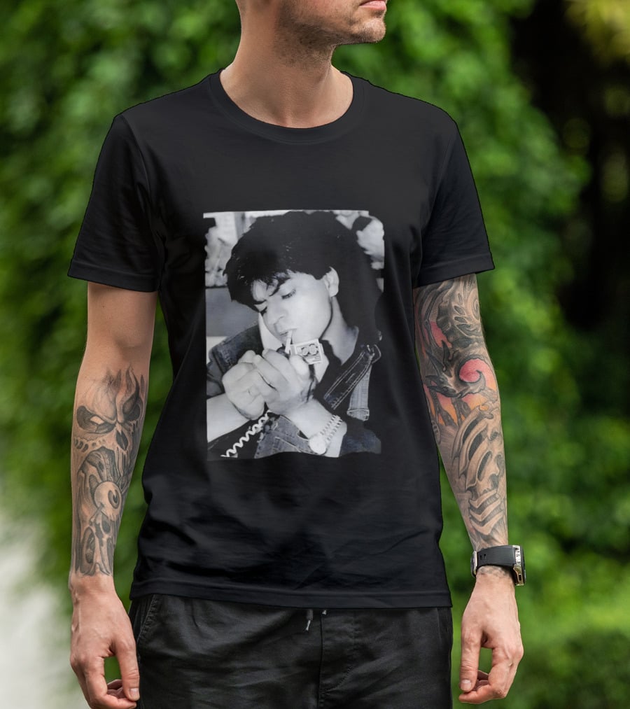 Shah Rukh Khan Iconic Smoking Bollywood T-Shirt