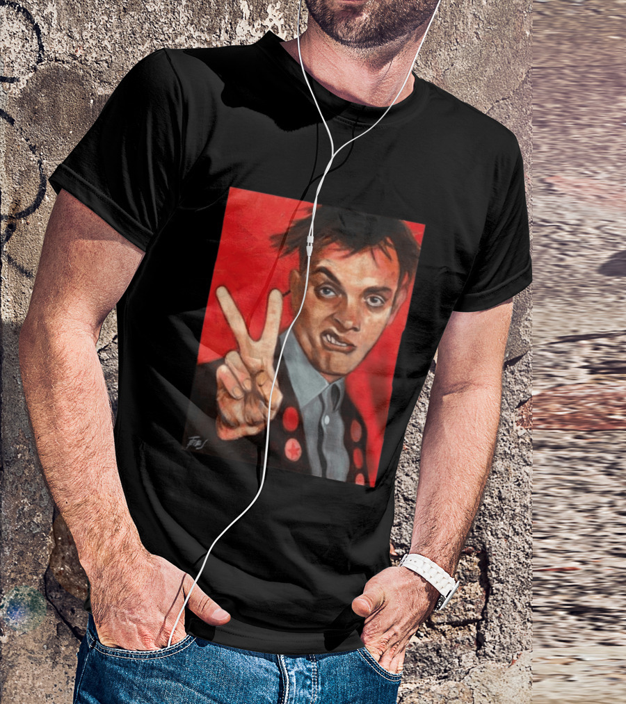 Chris Robinson Vivyan Rick Young Ones Portrait Two Finger Gesture T-Shirt