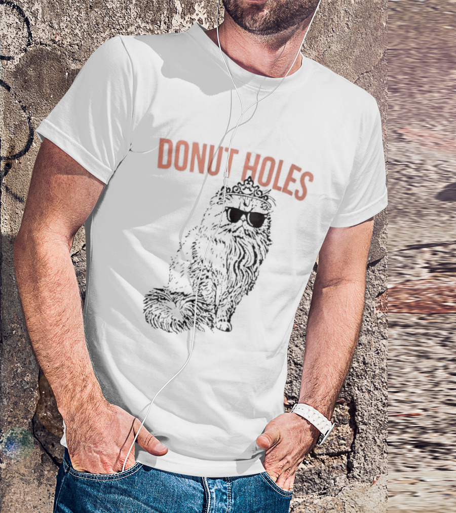 Donut Holes Persian Cat Sunglasses Crown T-Shirt