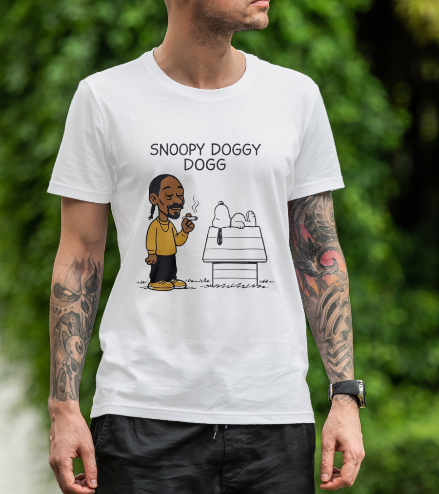 Snoopy Doggy Dogg Snoop Dogg And Snoopy Mashup T-Shirt